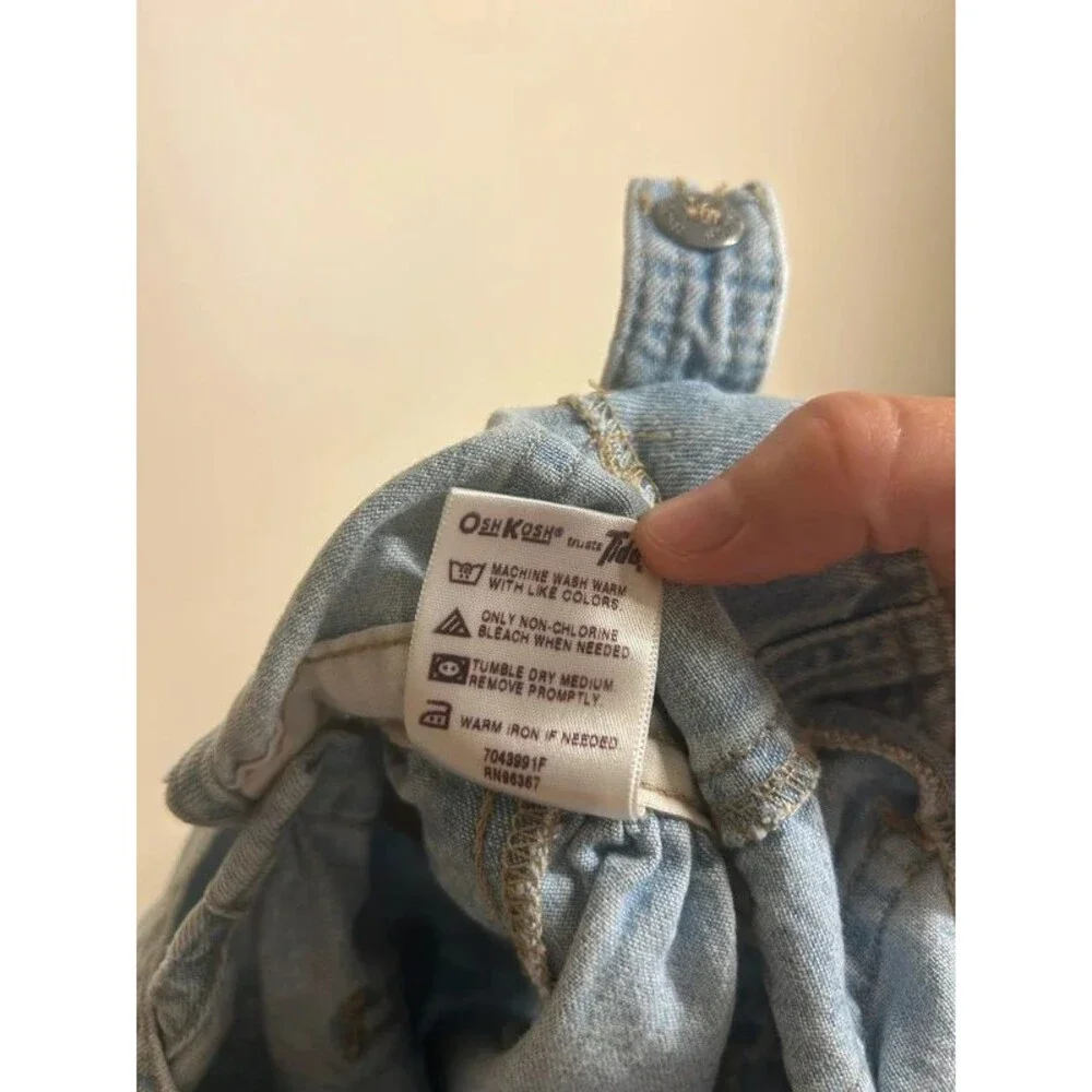 Vtg 90s Oshkosh Baby Girl MD 6-9M Light Denim Shortall
